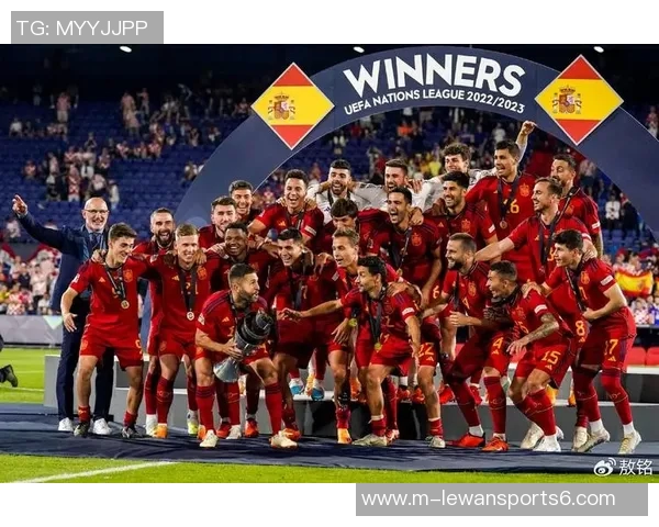 足球比赛人数的变化与影响分析及其对比赛策略的启示