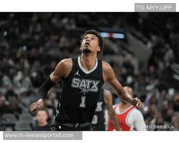 快船与马刺精彩对决视频直播全程回顾与赛后分析